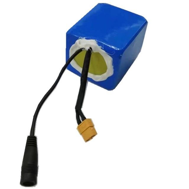 12 Volt 10ah batteria al litio 18650 3cellule in serie con spina di scarica XT60