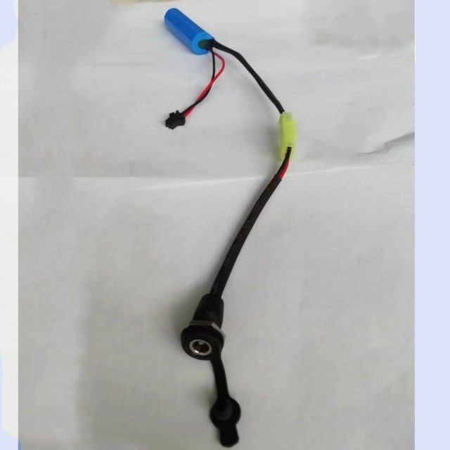Batteria per pompa idraulica SM-2P 18650 1s 3.7v 2000mAh con spina di ricarica DC5521