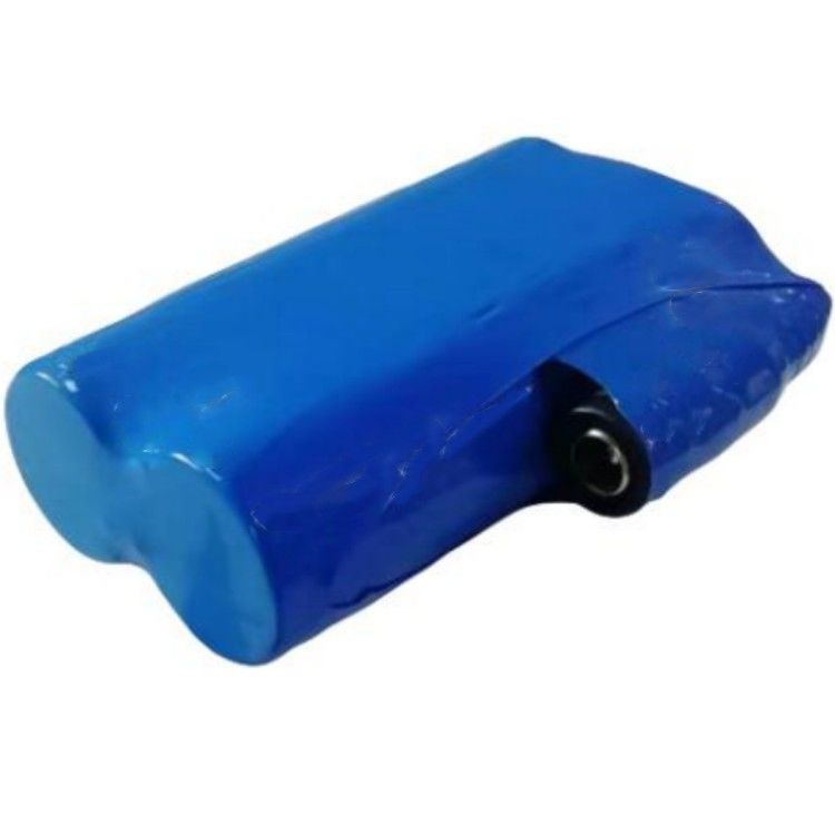 Batteria Li-Ion personalizzata 7.4 V 5000mah 21700 2 celle in serie con connettore Dc5521