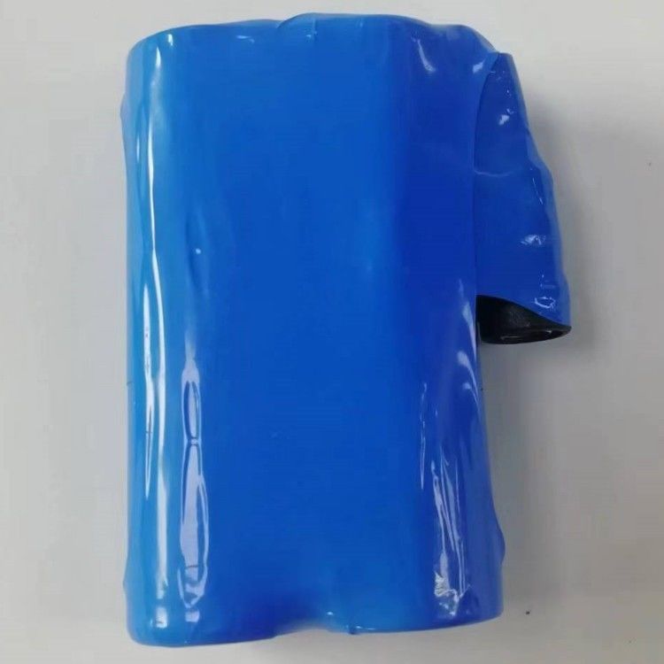 Batteria Li-Ion personalizzata 7.4 V 5000mah 21700 2 celle in serie con connettore Dc5521