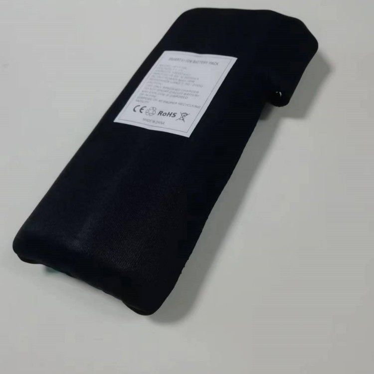 Abbigliamento 12V 10Ah Batteria 11.1V Stoffa nera avvolta con presa di carica a corrente continua per giacca riscaldata