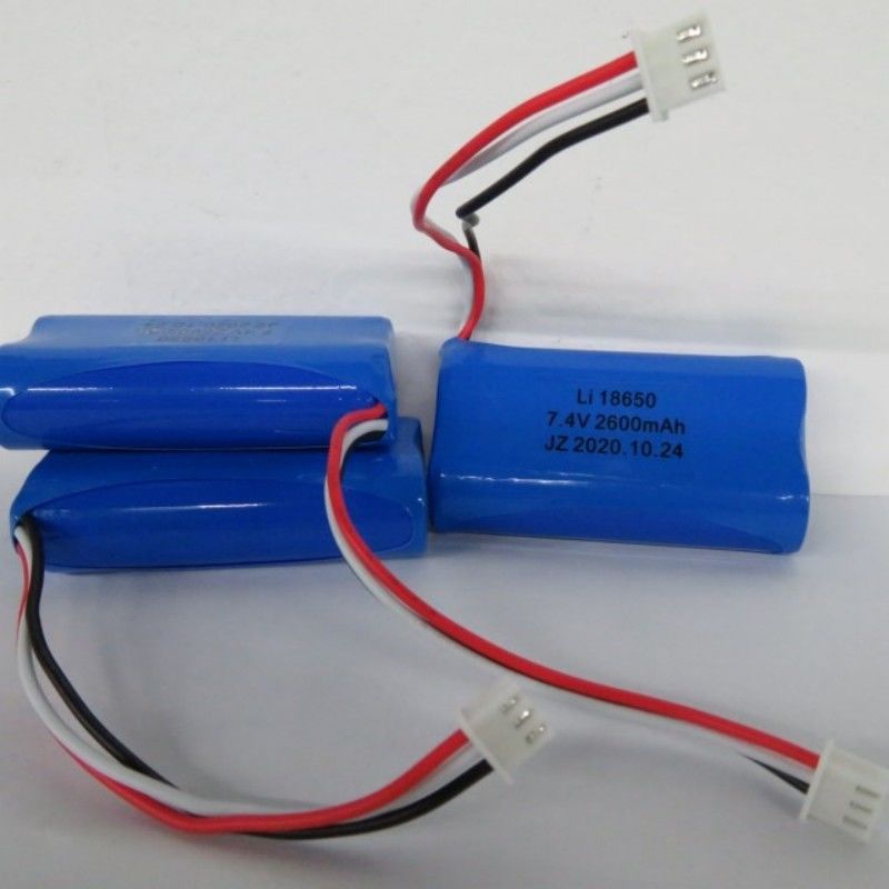 7.4V 2600mAh 18650 pacchetto batteria con 3 conduttori e 3 pin di contatto per la macchina postale