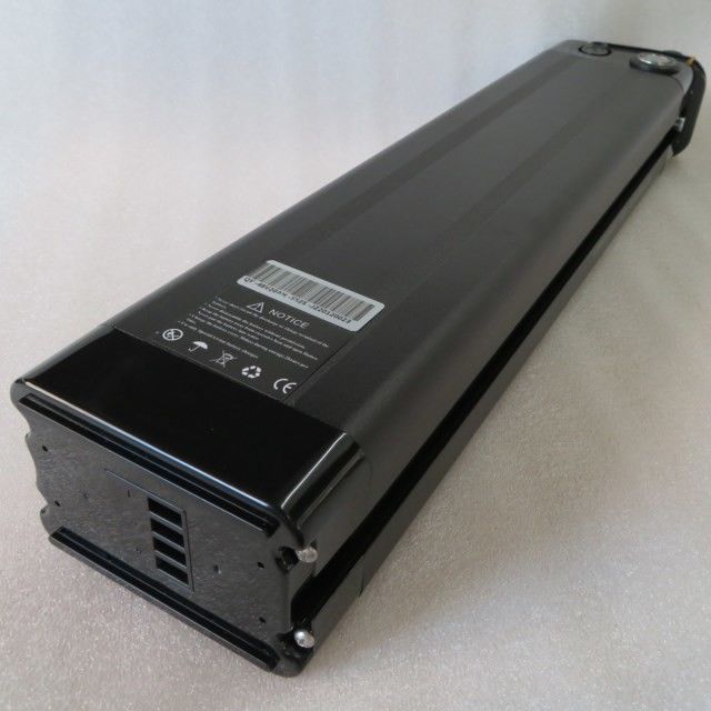 48V 20Ah Silver Fish Style Ebike Battery Pack con 13S8P 104pcs Celle 515mm Lunghezza