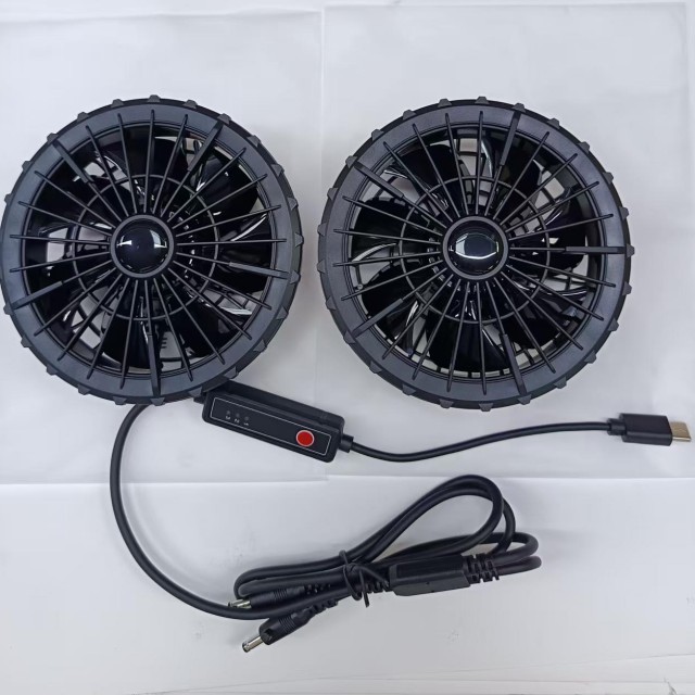 Ventilatore di raffreddamento dell' aria 5V 2pcs ventilatore interno camicia per i lavoratori all' esterno con tappo di tipo C